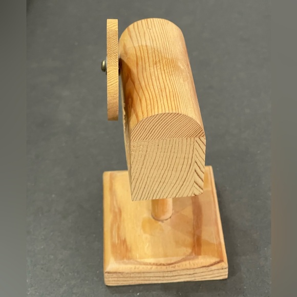 VINTAGE POSTAGE STAMP DISPENSER. Wooden. Mail Box shaped!! - Picture 4 of 9